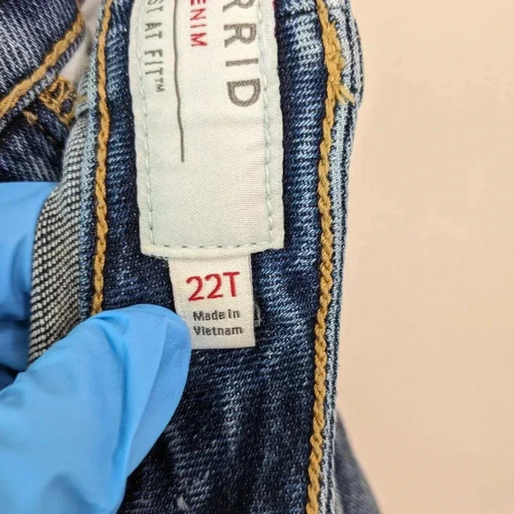 Torrid Denim Womens Plus Size 22T Blue Distressed Ripped Mid-rise Skinny Jeans - Picture 10 of 14